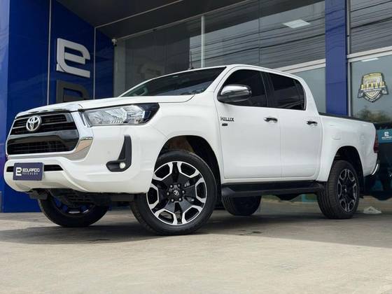 TOYOTA HILUX 2.7 VVT-i FLEX CD SRV 4X2 AUTOMÁTICO